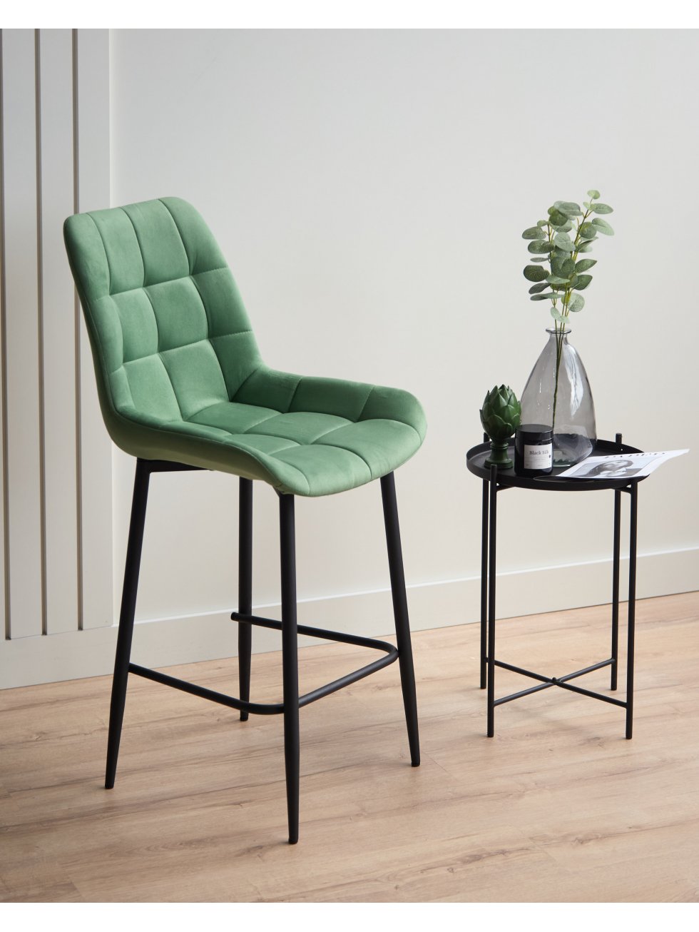 Полубарный стул Челси фисташковый (zd 651) / черный