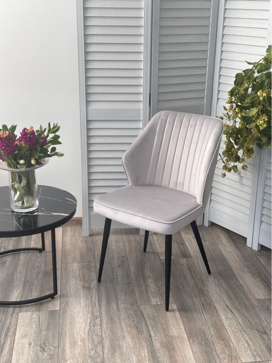 Стул на металлокаркасе Seattle-V велюр светло-серый BM-4 / черный