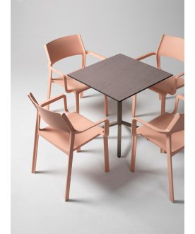 Кресло пластиковое Trill Armchair