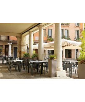 Стул пластиковый Doga Bistrot антрацит