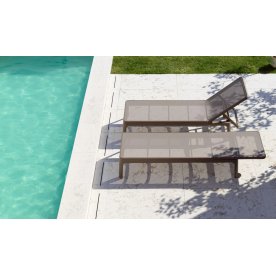 Шезлонг-лежак пластиковый Plano табак