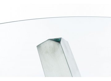 Обеденный стол Nicolas