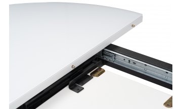 Стеклянный стол Бетина