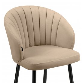 Полубарный стул Бэнбу