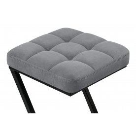 Полубарный стул Амаури