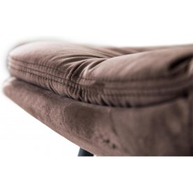 Полубарный стул D20