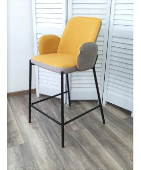 Полубарный стул Nyx