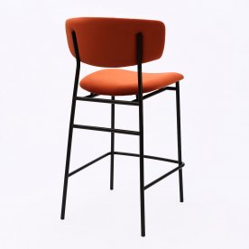 Полубарный стул Marko