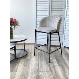 Полубарный стул Wendy 