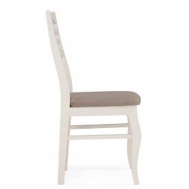 Деревянный стул Амадиу