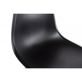 Пластиковый стул Eames PC-015