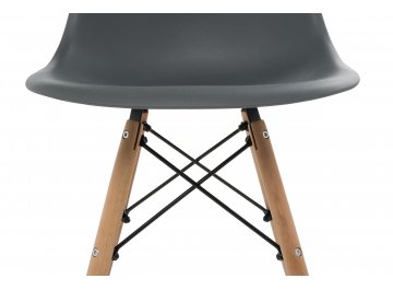 Пластиковый стул Eames PC-015