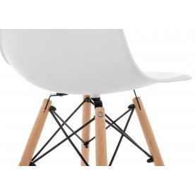 Пластиковый стул Eames PC-015