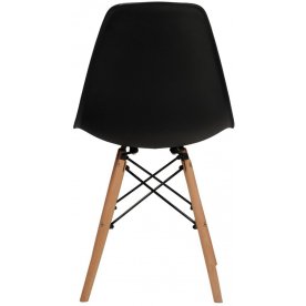 Пластиковый стул Eames