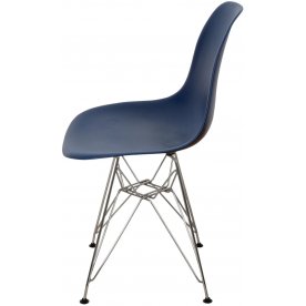 Пластиковый стул Eames