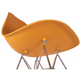 Пластиковый стул Eames
