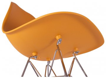 Пластиковый стул Eames