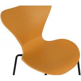 Пластиковый стул Monty