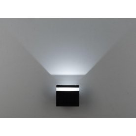 Уличный настенный светильник CLU0005