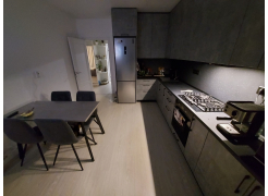 Стол Тринити Лофт 120 32 мм бетон / черный матовый фото покупателя 461