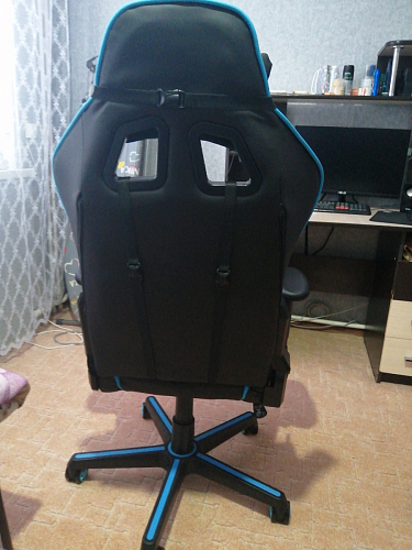 Компьютерное кресло Racer черное / бежевое фото покупателя 137