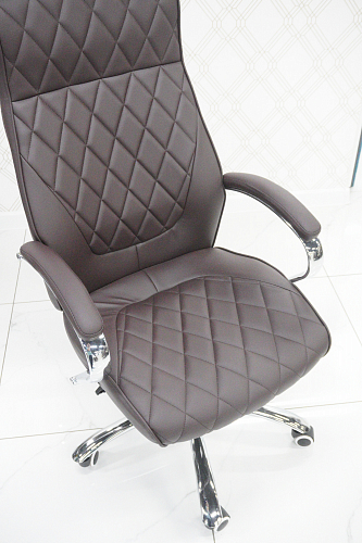 Компьютерное кресло Monte темно-коричневое из шоурума 1