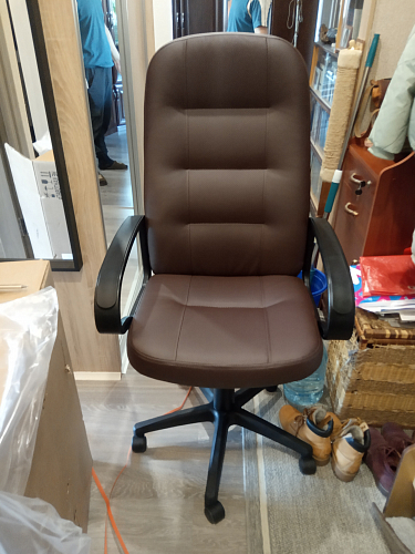 Компьютерное кресло Девон коричневое фото покупателя 3