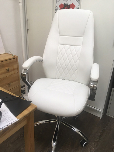 Компьютерное кресло Aragon белое фото покупателя 159