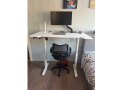 Компьютерный стол Маркос 140х80 зеленый / черный фото покупателя 36