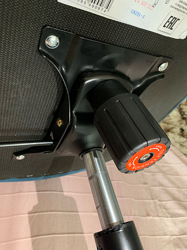 Компьютерное кресло Driver/Драйвер кожзам черный / ткань черный фото покупателя 121