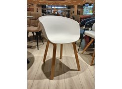 Кресло Hee Welling белое из шоурума 1