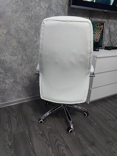 Компьютерное кресло Aragon белое фото покупателя 21