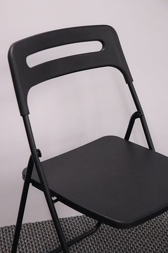 Пластиковый стул Fold складной white из шоурума 2