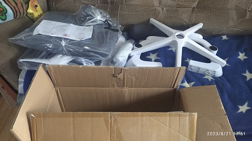 Компьютерное кресло Konfi gray / blue / white фото покупателя 60