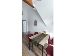 Стул на металлокаркасе Gabi 1 бежевый / черный с серебряными наконечниками фото покупателя 47