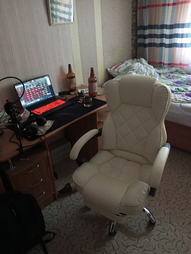 Компьютерное кресло Kolson black фото покупателя 178