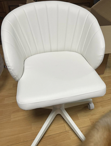 Компьютерное кресло Пард экокожа белый фото покупателя 234