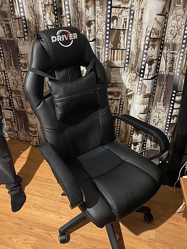 Компьютерное кресло Driver/Драйвер кожзам черный / ткань черный фото покупателя 157