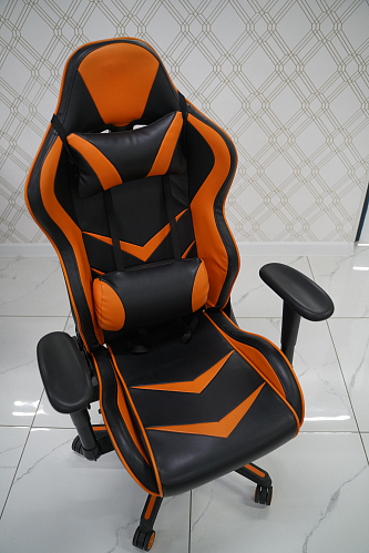 Компьютерное кресло Racer черный / красный / бежевый из шоурума 4