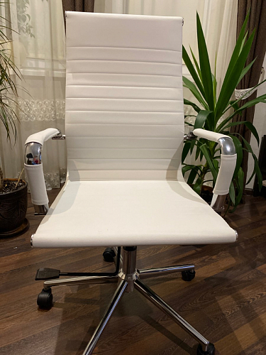 Компьютерное кресло Reus черная сетка / хром фото покупателя 14