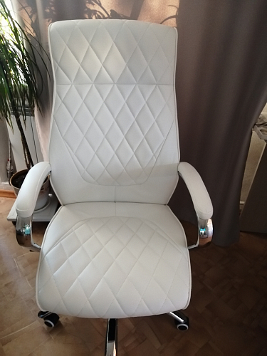 Компьютерное кресло Monte белое фото покупателя 4