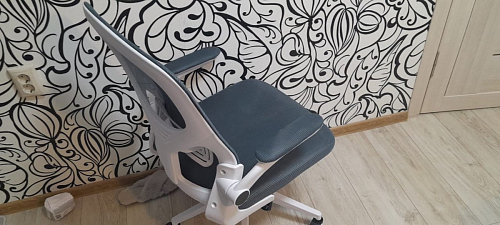Компьютерное кресло Konfi light gray / white фото покупателя 128