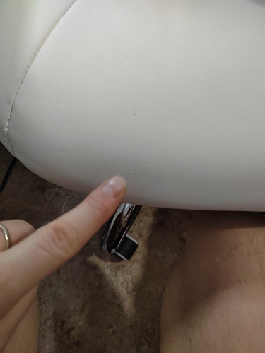 Компьютерное кресло Aragon белое фото покупателя 204