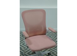 Компьютерное кресло Konfi light gray / white из шоурума 1