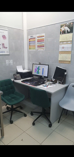 Компьютерное кресло Честер черный / зеленый фото покупателя 1