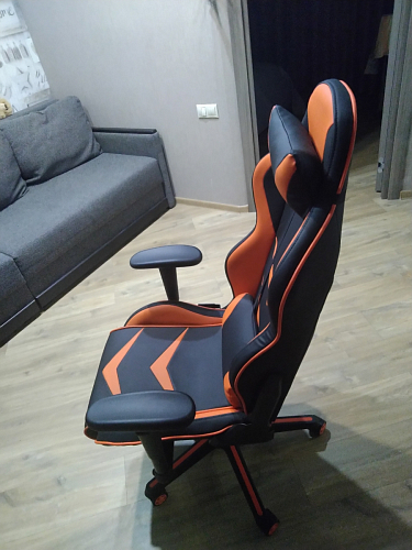 Компьютерное кресло Racer черный / красный / бежевый фото покупателя 93