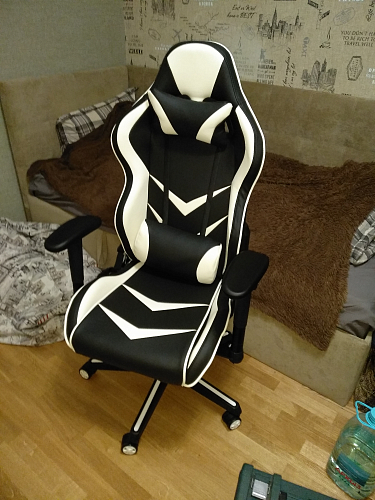 Компьютерное кресло Racer черное / бежевое фото покупателя 104