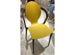 Пластиковый стул Spoon латте из шоурума 5