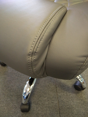 Компьютерное кресло Tron white фото покупателя 62