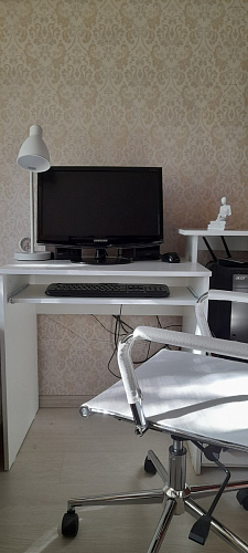 Стол компьютерный Джаз-24 правый белый фото покупателя 94